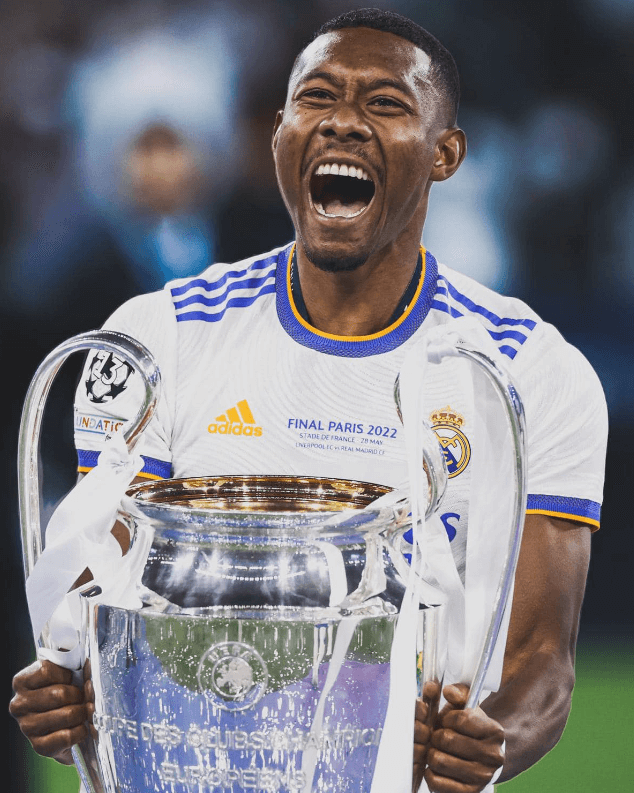  David Alaba celebrating 21/22 Champions League