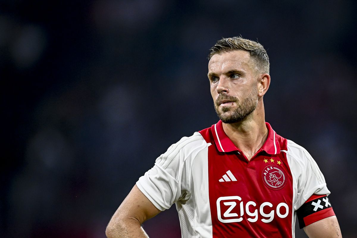 Jordan Henderson plays at Ajax team